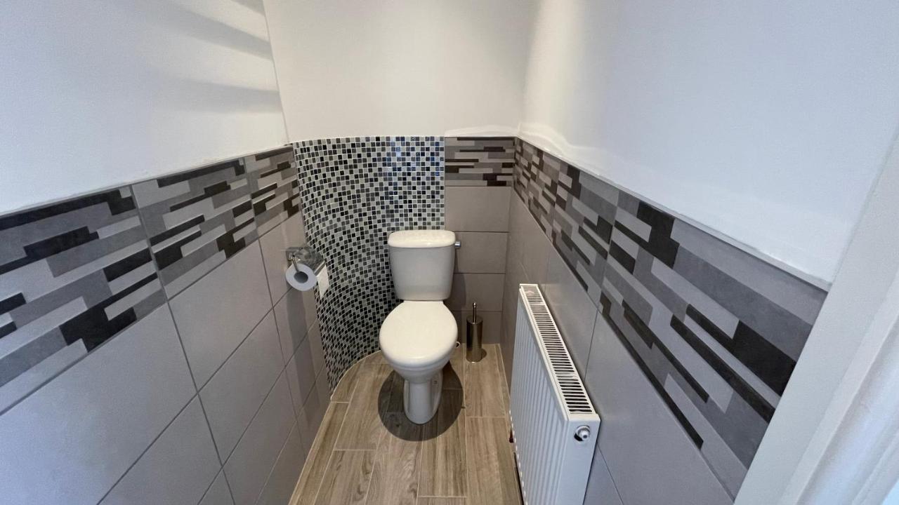 Anfield Place To Stay Liverpool Bagian luar foto