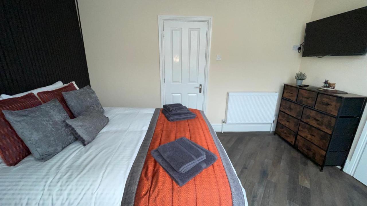 Anfield Place To Stay Liverpool Bagian luar foto