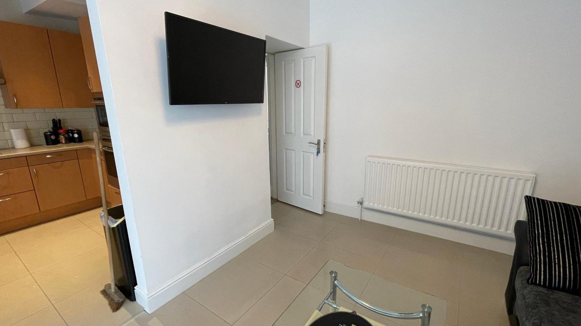Anfield Place To Stay Liverpool Bagian luar foto